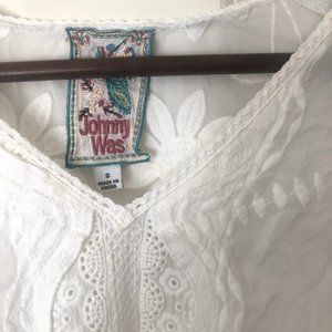 Johnny Was White Blouse Floral Embroidery Size small